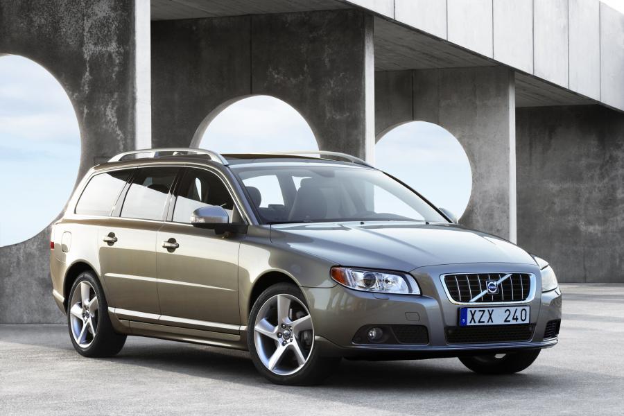  Volvo V70 T6 2007 года  (фото 64 из 64)